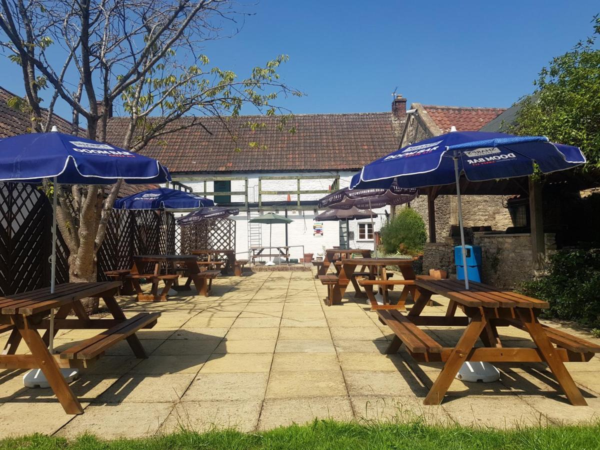 Frühstückspension The Dog Old Sodbury
